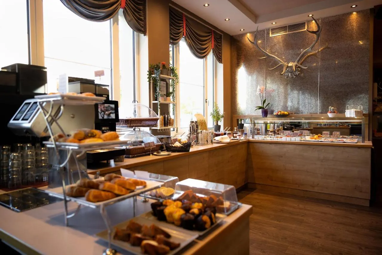 ***  Hotel Max70 Salzburg Austria