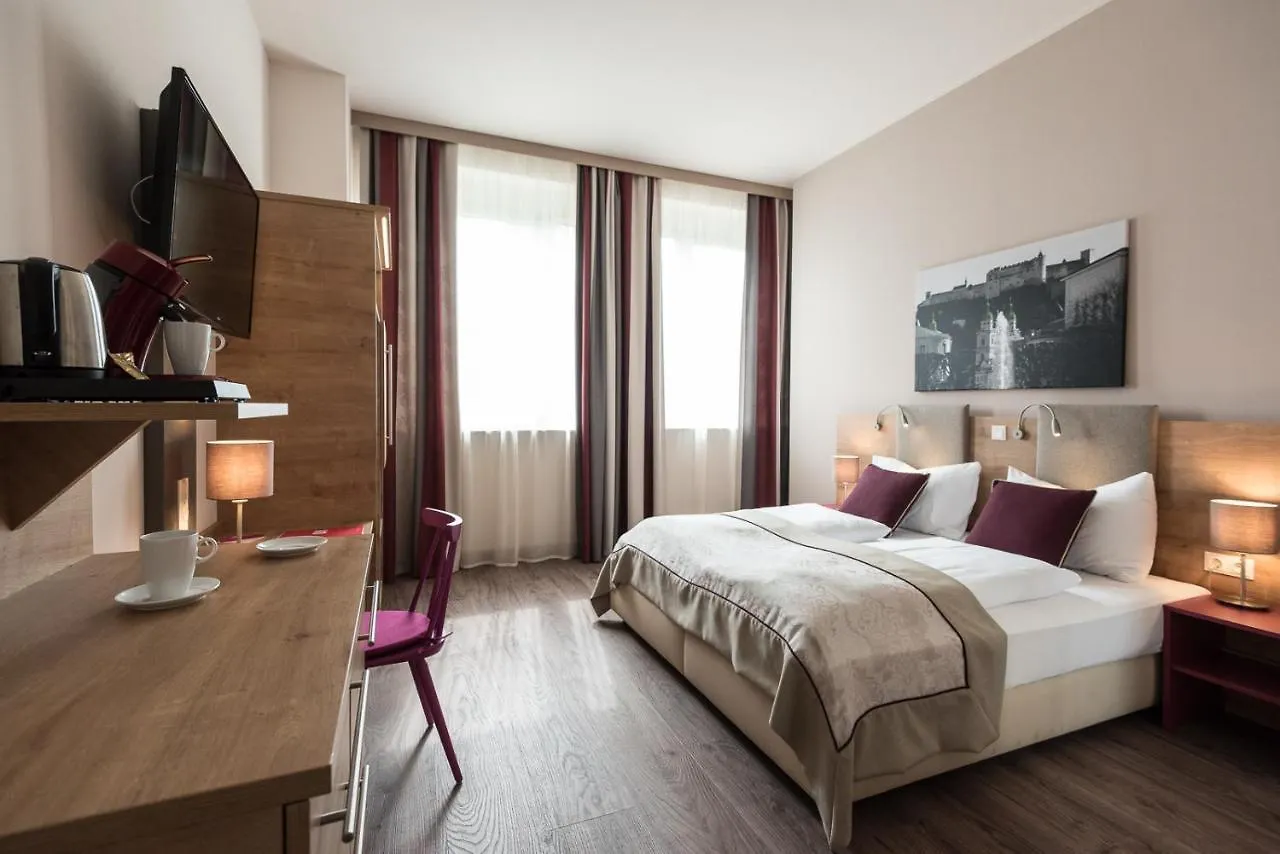Hotel Max70 Salzburg