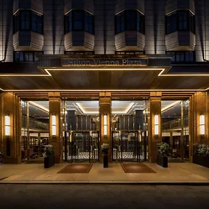 **** Hotel Hilton Plaza Österreich