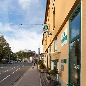 https://hotel-via-roma.salzburghotels.net
