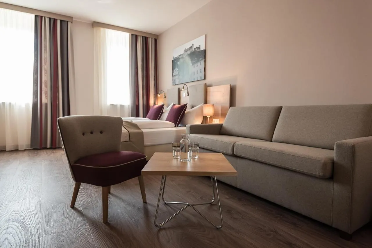 Hotel Max70 Salzburg
